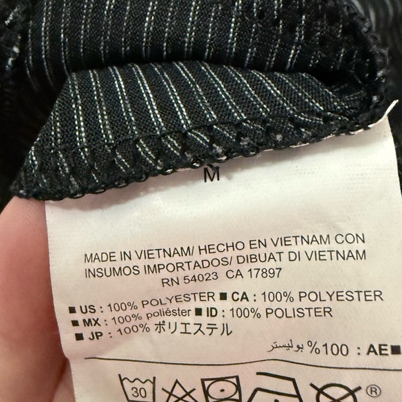 Old Navy Gray Fitted Camisole Top - Picture 5 of 5